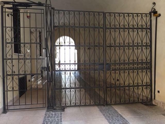 Palazzo Guerrieri Da Fermo Apartman Mantova Kültér fotó