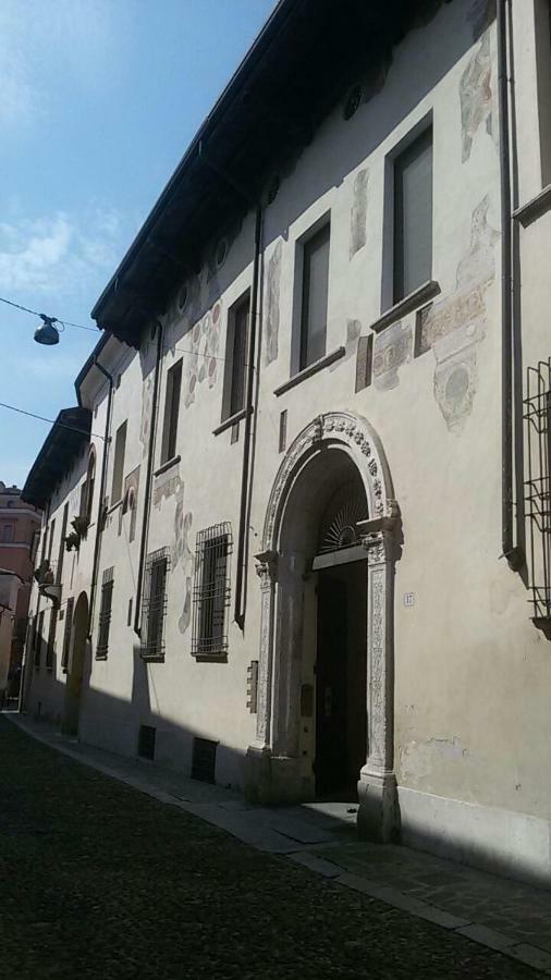 Palazzo Guerrieri Da Fermo Apartman Mantova Kültér fotó